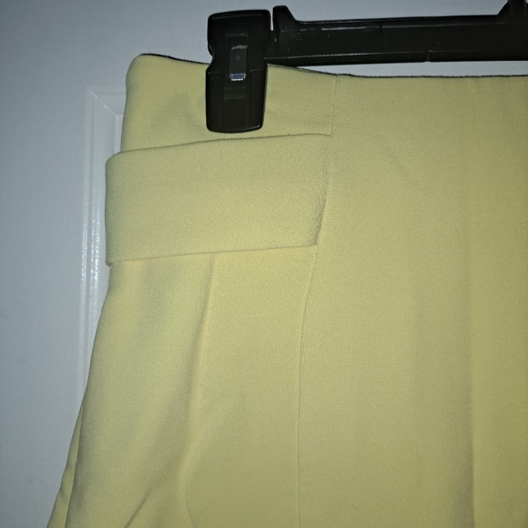 Eva Mendes Pencil Skirt - Picture 7 of 10